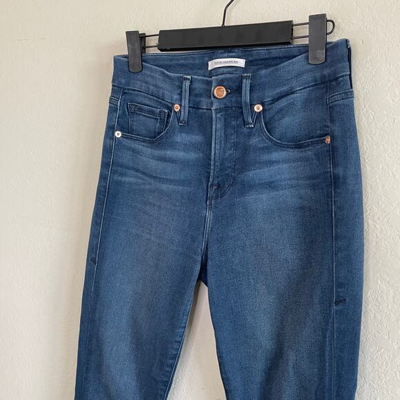 Good American Good Legs Skinny Jeans Medium/Dark Wash - Size 2/26 - Picture 2 of 5
